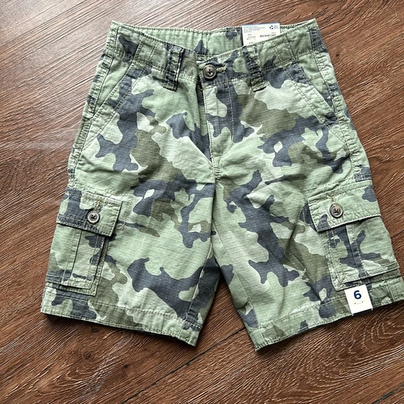 Boys short age 6 years old - Picture 1 of 6